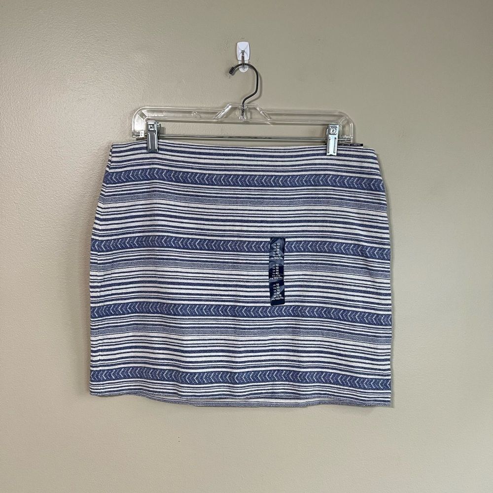 ‎NWT gap skirt 10
